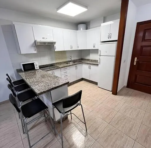 Mar Y Sol En El Medano, Tenerife Sur * El Médano